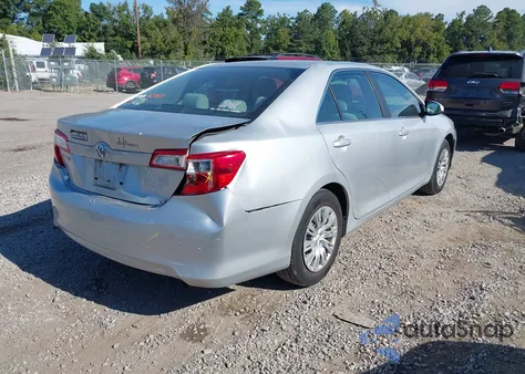 2014 Toyota Camry L z USA, uszkodzony, nr VIN 4T1BF1FK8EU853585